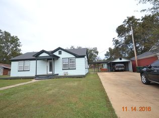 504 E Simmons St, Waldo, AR 71770