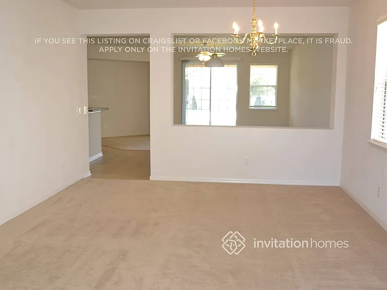 3320 Pino Ave — Photo 7