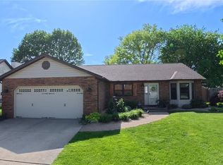 3921 Whitfield Dr, Swansea, IL 62226