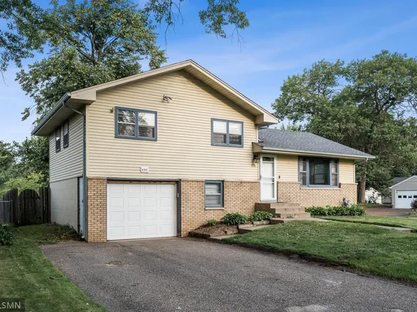 490 11th Ave NW, New Brighton, MN 55112