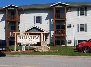 4984 Service Dr APT 311, Goodview, MN 55987