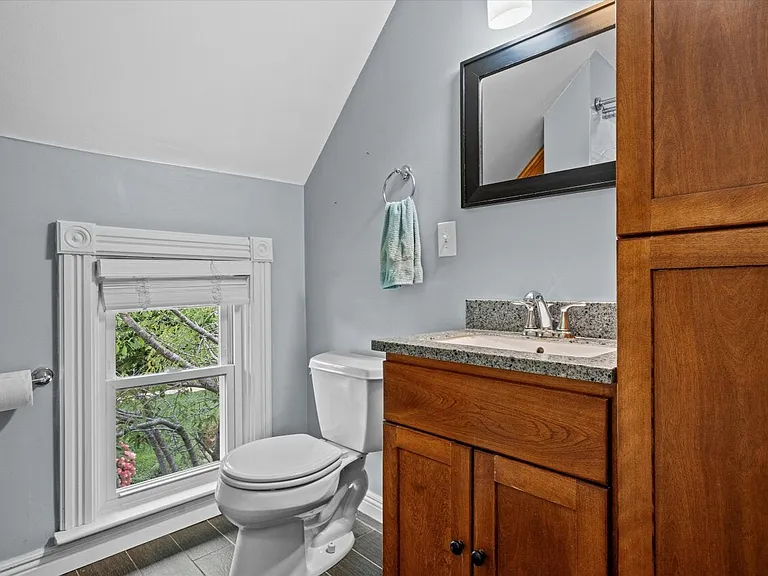 829 W Lincoln Ave — Photo 14