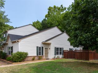 313 Wrought Iron Bnd, Yorktown, VA 23693