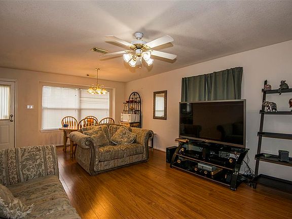 4th image of 5911 Santa Cecilia Ln