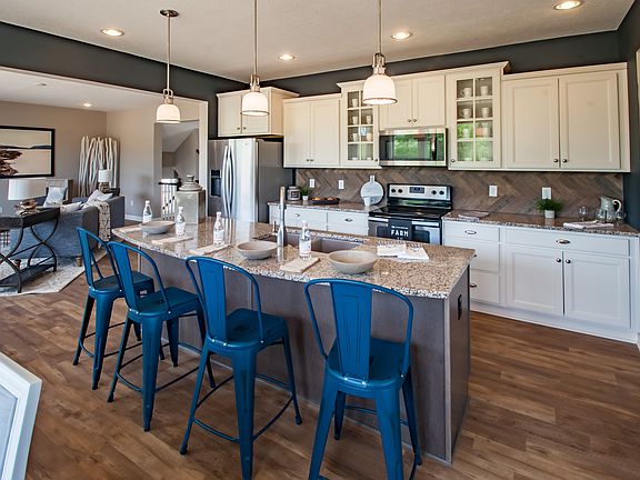 yd0011070000_f210_cc_quinn_dsc8483_interior-HDR