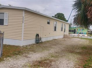 6832 Flicker Ln, Hudson, FL 34667