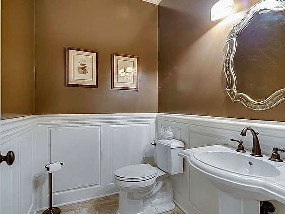 Downstairs Half Bath 