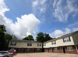 1897 W Stone St, Fayetteville, AR 72701