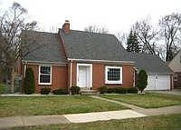 1st image of 321 Rosemary St SE