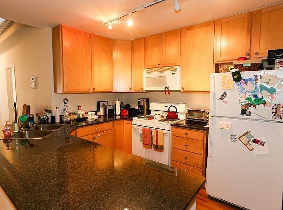 2nd image of 2356 N Elston Ave APT 0305