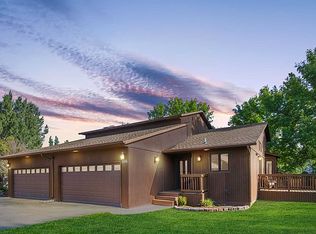 1606 Bison Dr, Williston, ND 58801