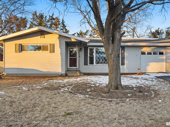 631 W Laclaire Ln, Peoria, IL 61614