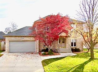 128 Pheasant Run Dr, Windsor, ON N8L0Z7