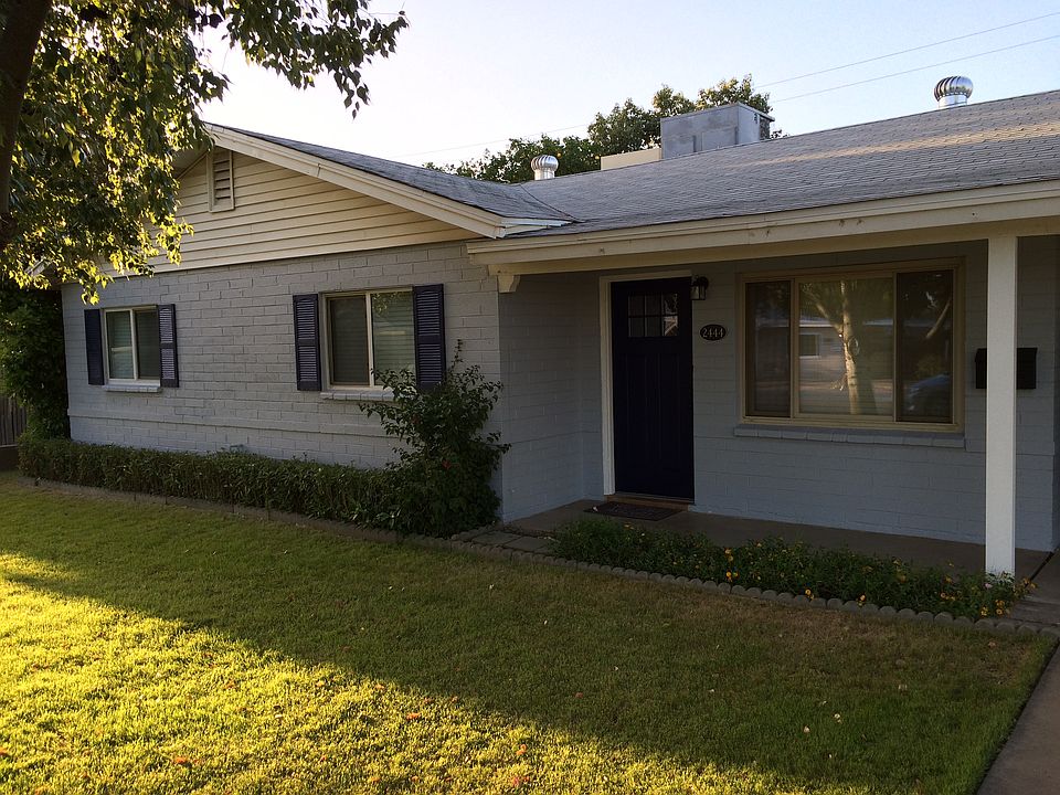 1st image of 2444 E Meadowbrook Ave