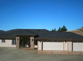 27621 Oakflat Dr, Tehachapi, CA 93561