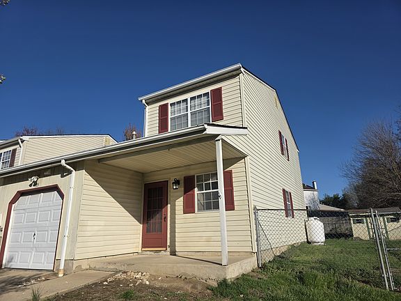 2nd image of 525 Blackbird Dr