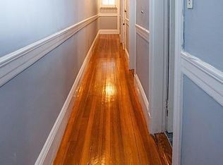 202 Harvard St #02, Cambridge, MA 02139