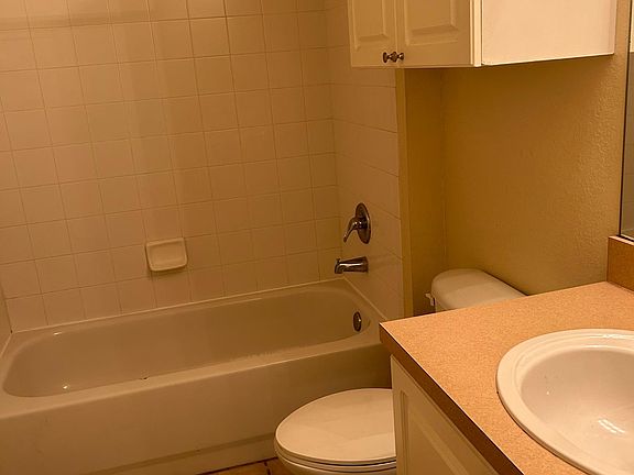 4th image of 415 S Villa San Marco Dr Unit 301
