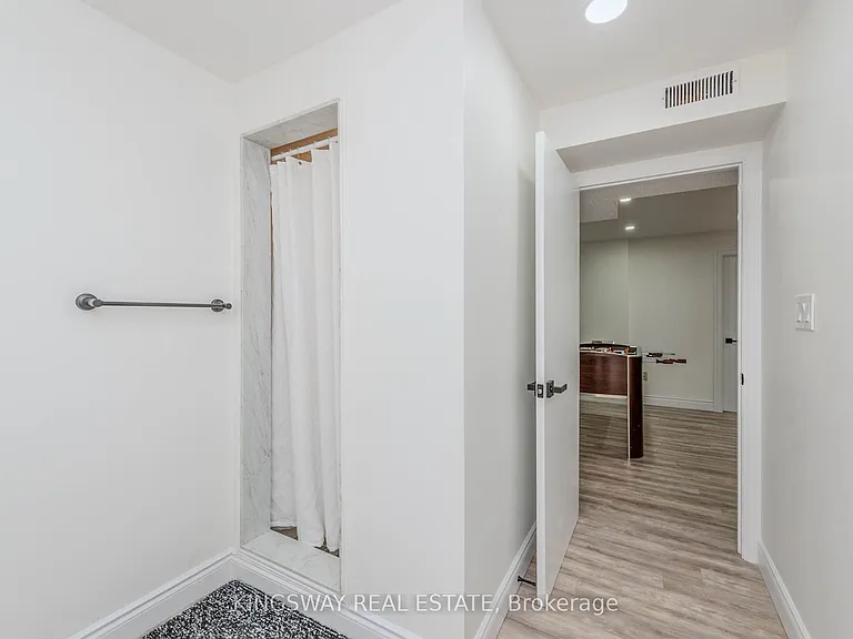 298 Forest Dr S — Photo 43