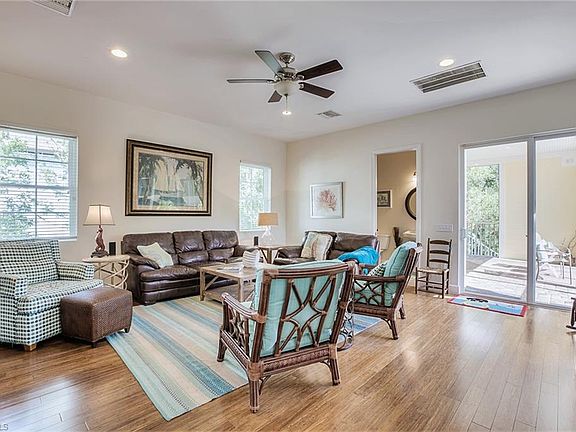 4th image of 1308 Eagle Run Dr