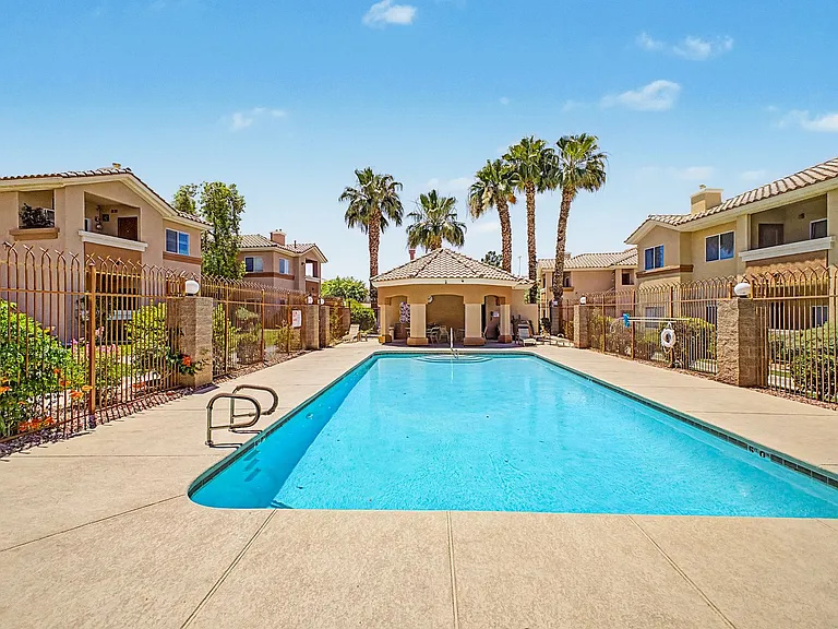 1050 E Cactus Ave #2070 — Photo 31
