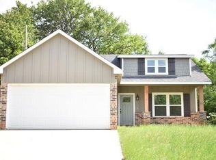 1216 W Nelson St, Denison, TX 75020