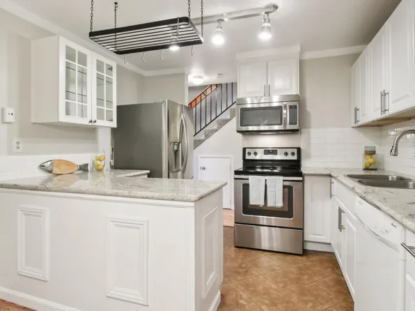 165 Oddstad Drive #10, Vallejo, CA 94589