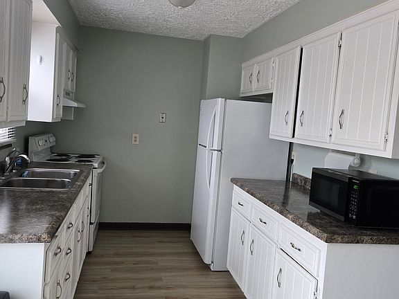 5th image of 2227 W 46th St