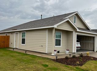 3123 Helix Bay Dr, Crandall, TX 75114