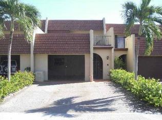 1591 Rue Vendome, Pembroke Pines, FL 33026