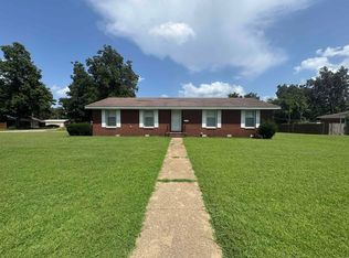 800 SW 9th St, Corning, AR 72422