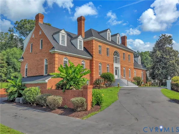 3300 Wicklow Ln, North Chesterfield, VA 23236