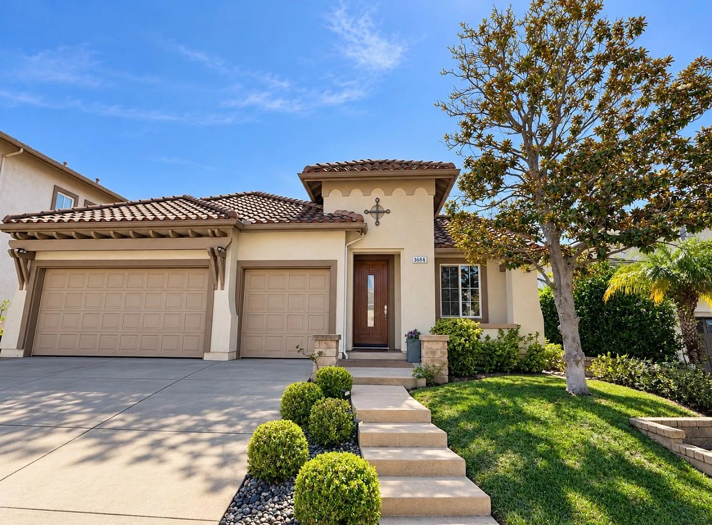 Remodeled one story home in Rancho Conejo — Photo 1