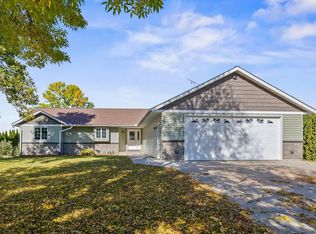 145 Airport Rd, Hutchinson, MN 55350