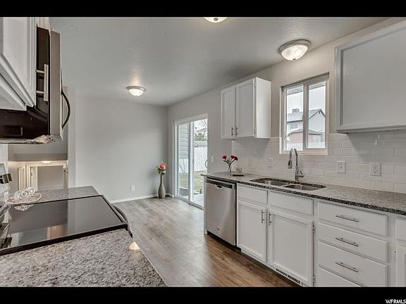3rd image of 7749 W Bridgton Dr