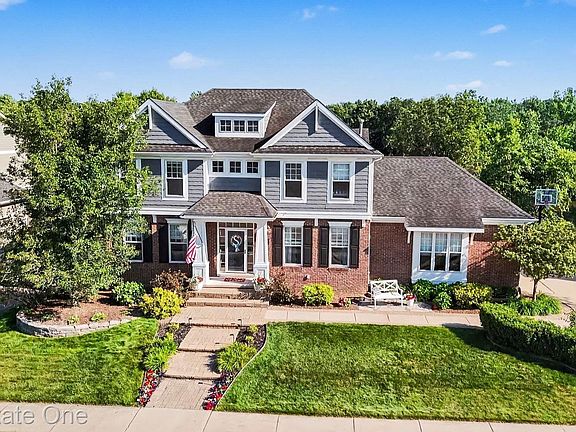 2nd image of 1809 Cheshire Ln