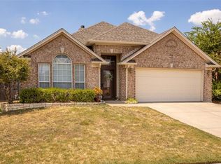 1024 Cottonbelt Dr, Saginaw, TX 76131