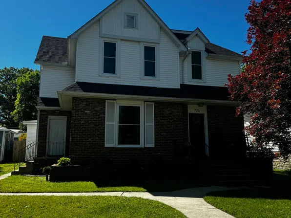 726 Clinton St, Harriman, TN 37748