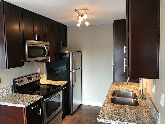 5th image of 4181 37th St APT 7