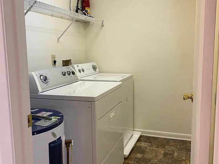 220 Elm St #221 — Photo 15