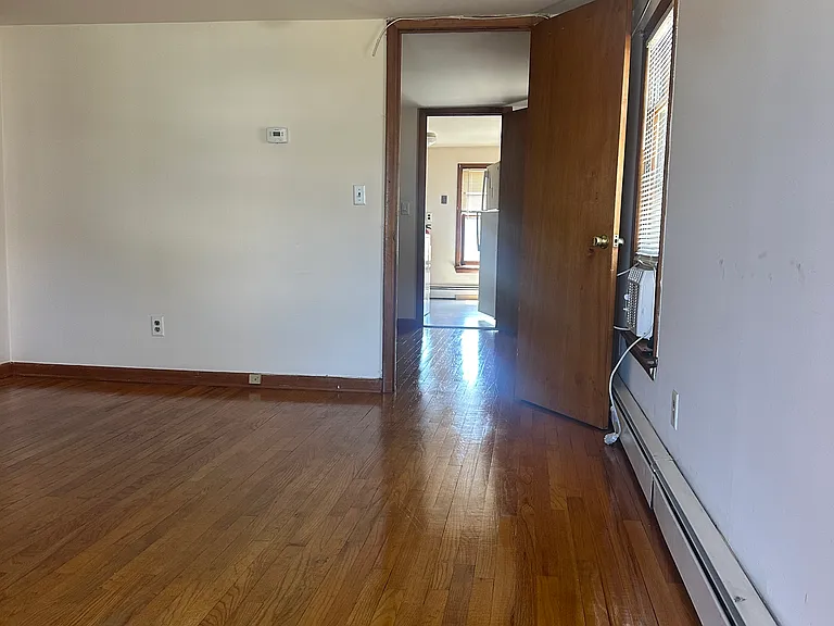 28-30 Florence Ave #4 — Photo 9