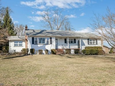 35 Longview Dr, Whippany, NJ, 07981