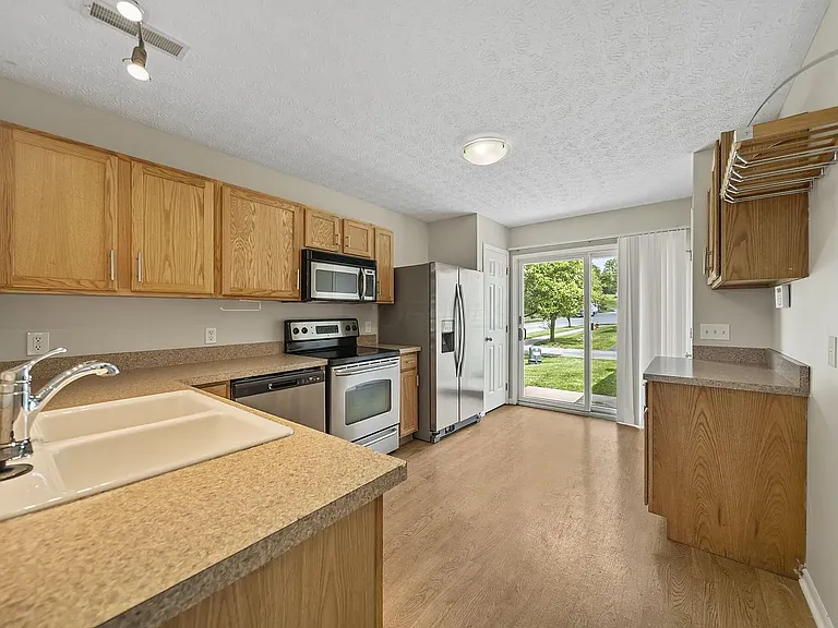 2194 Rustic Ledge Dr — Photo 15