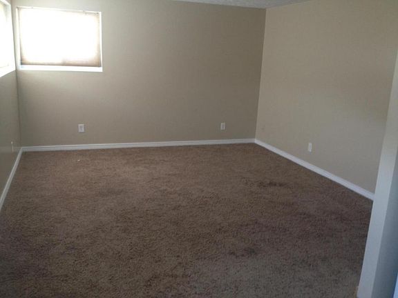 4th image of 415 W 38th St APT 1