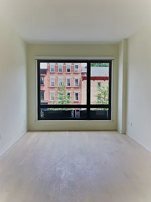 Rented by Jade Stone Real Estate Consulting | media 7