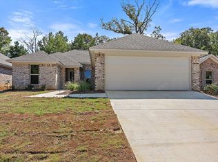 2073 Pebble Creek Dr, Brandon, MS 39042