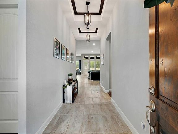 5th image of 107 Orange Mimosa Ln