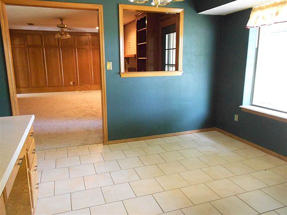 5th image of 2517 NE Heritage Creek Dr