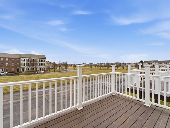5th image of 5280 Royal Arch Cascade Dr #26