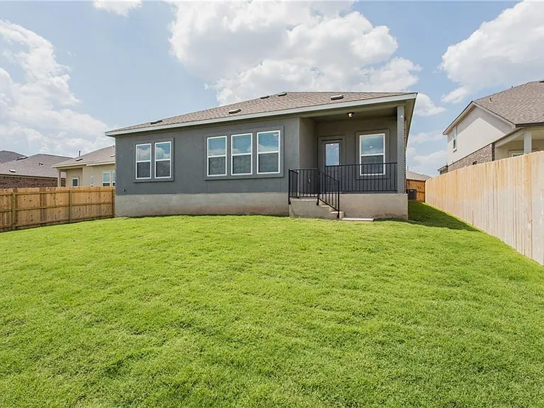 713 Mallow Rd — Photo 32
